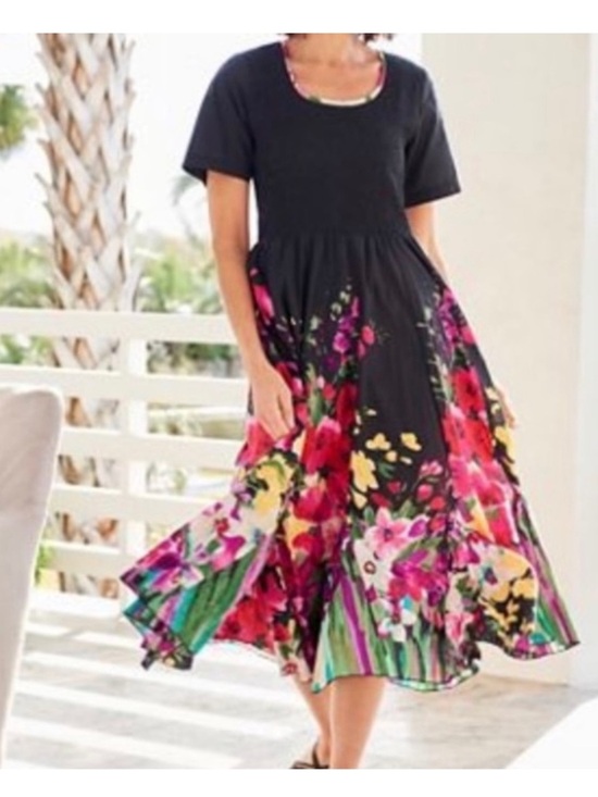 Draper’s & Damon’s Dresses & Skirts - Draper’s & Damon’s Petites Black Floral Dress Smocked Cotton Size PM